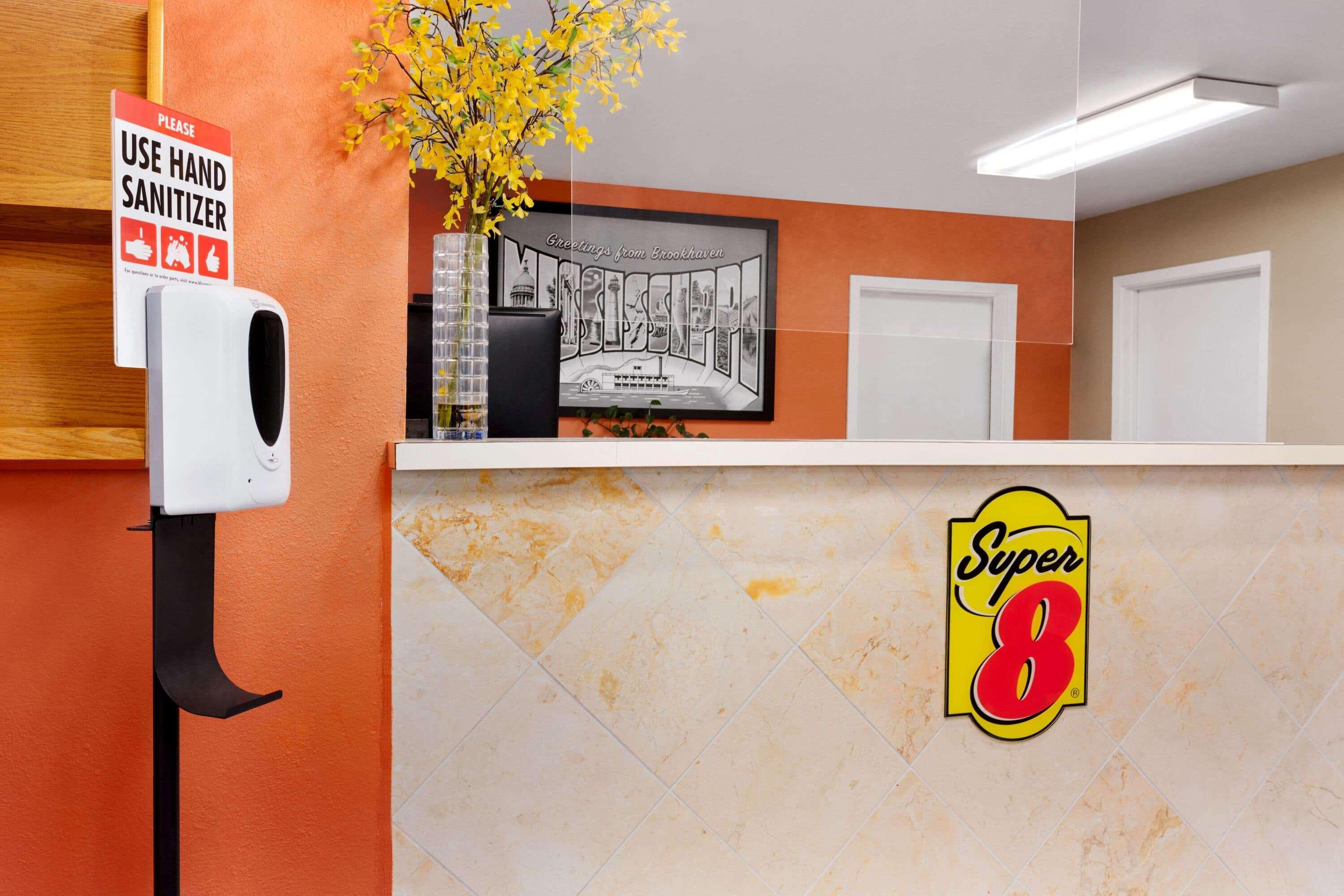 Super 8 By Wyndham Brookhaven Hotell Eksteriør bilde