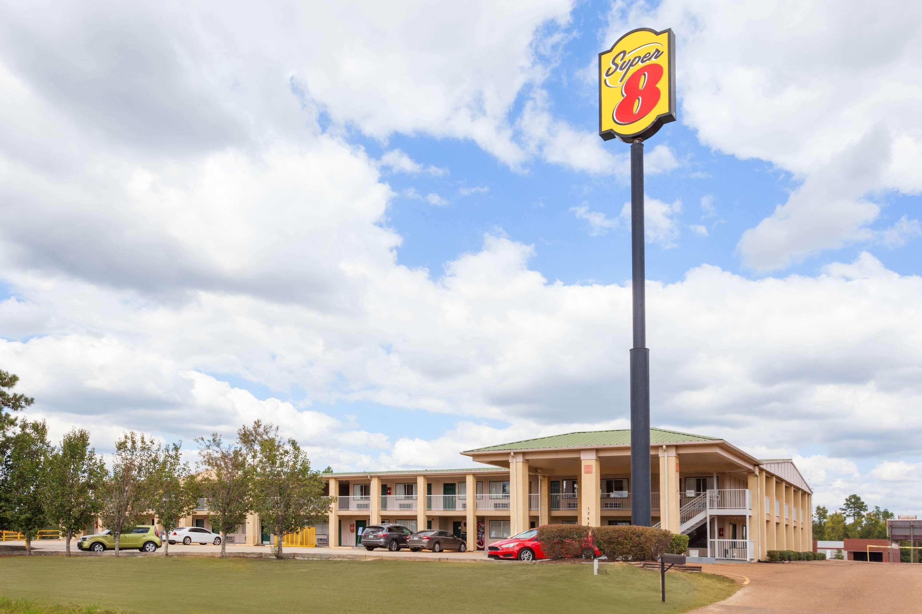 Super 8 By Wyndham Brookhaven Hotell Eksteriør bilde