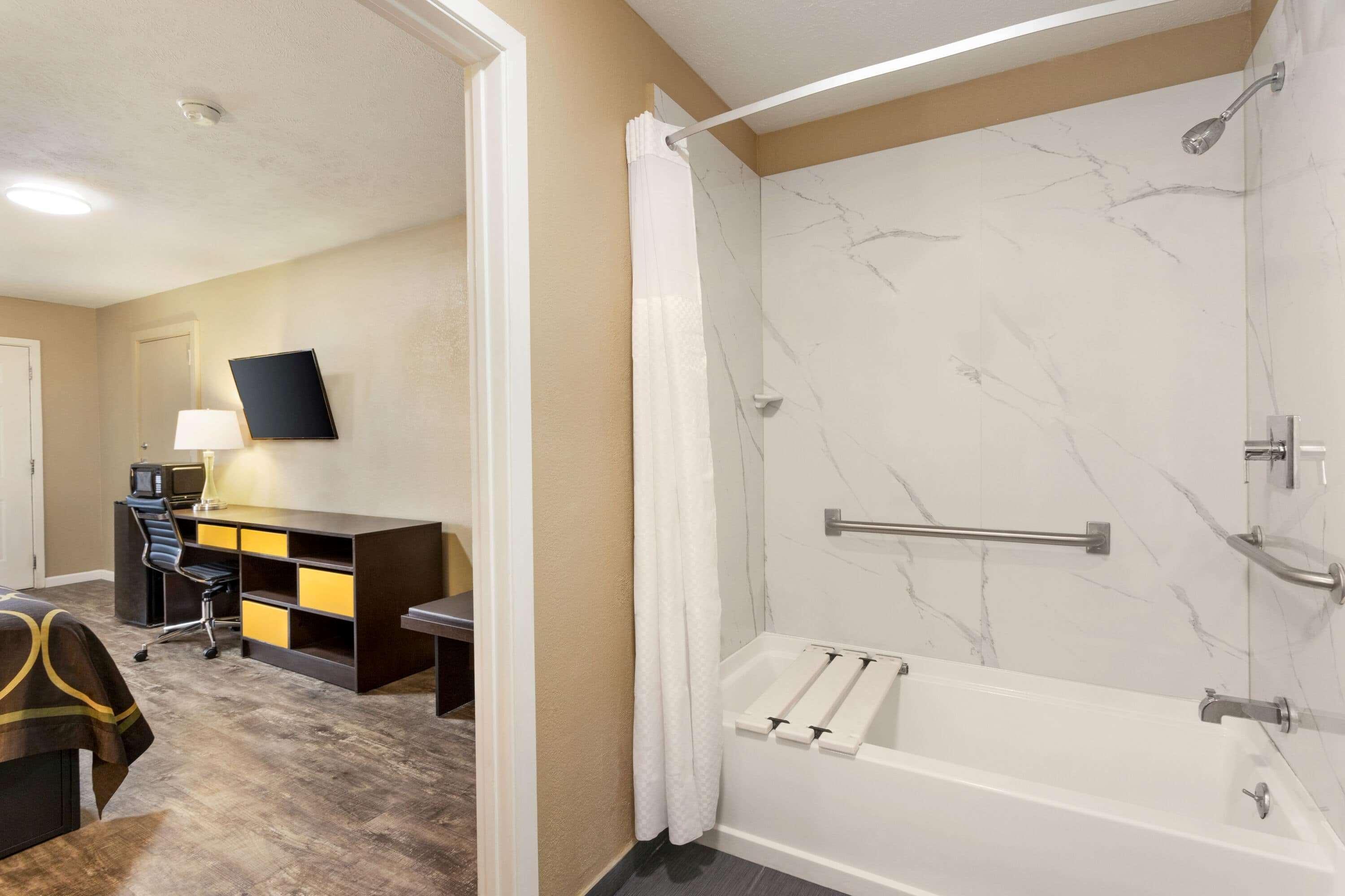 Super 8 By Wyndham Brookhaven Hotell Eksteriør bilde